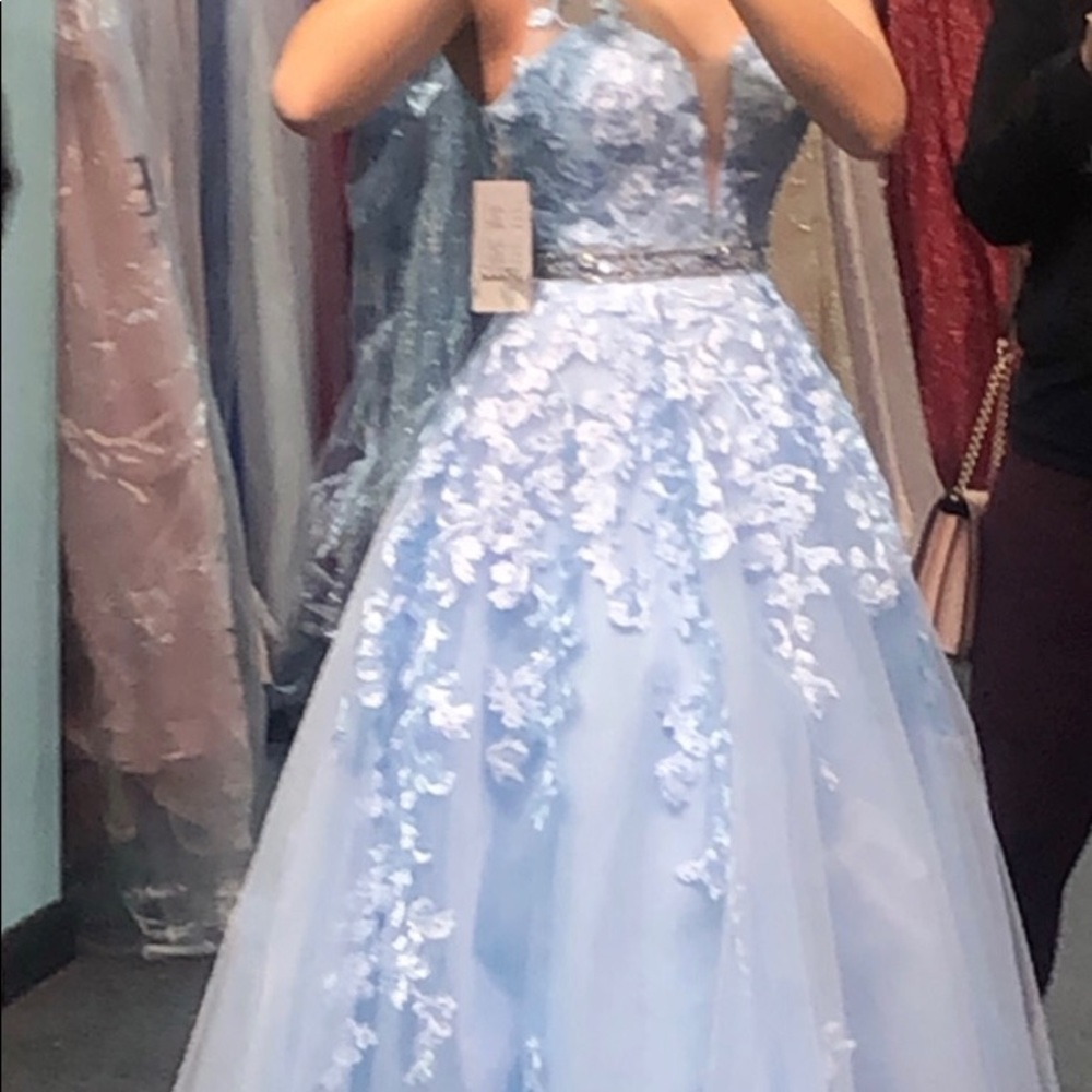 NWT small Cinderella themed prom dress